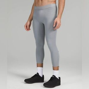 Brand new Lululemon license to train tight. Men’s medium
